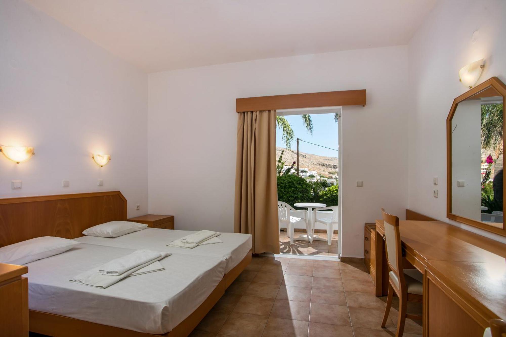 Lambis Studios & Apartments Λίνδος Εξωτερικό φωτογραφία