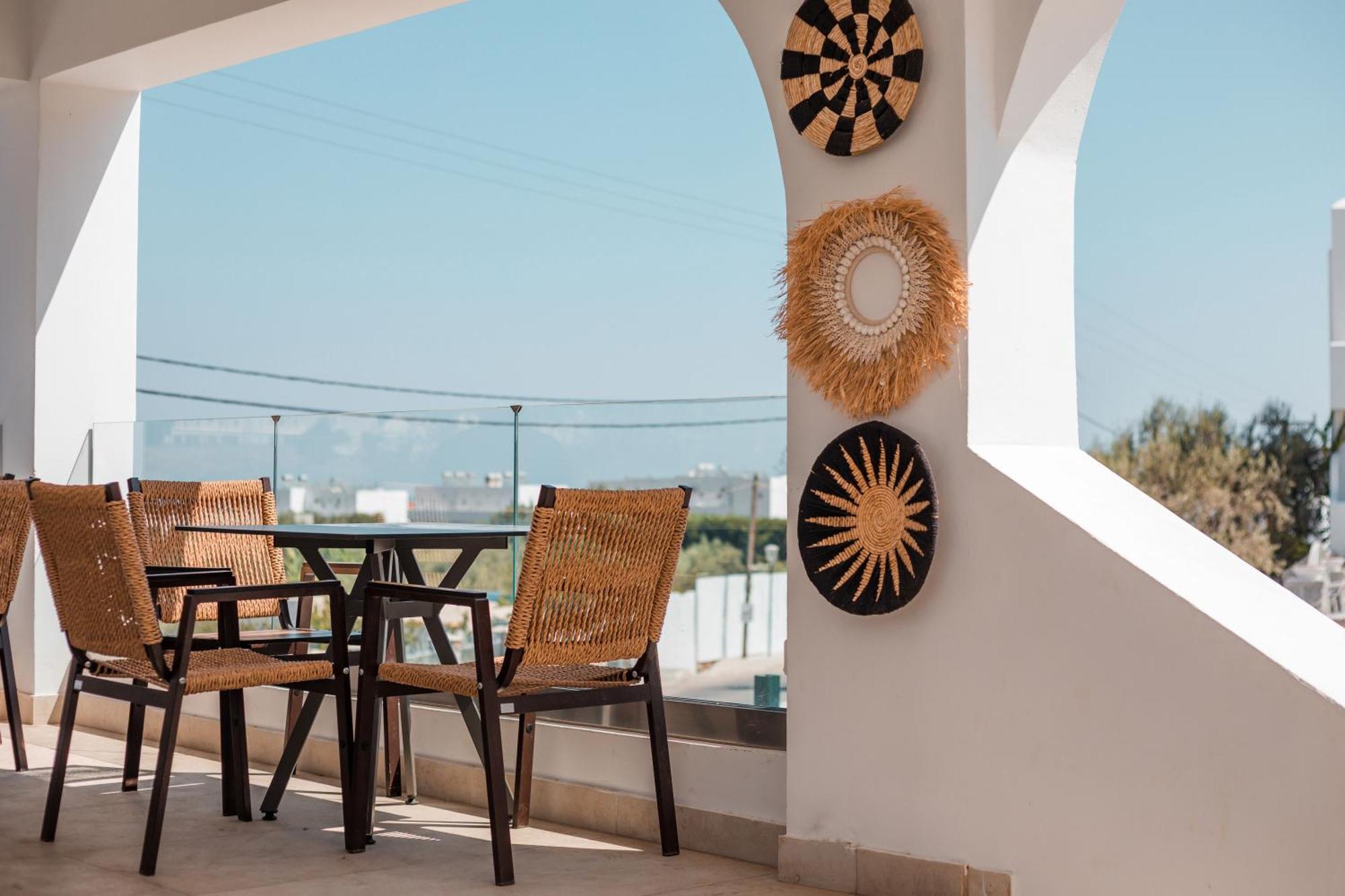 Lambis Studios & Apartments Λίνδος Εξωτερικό φωτογραφία