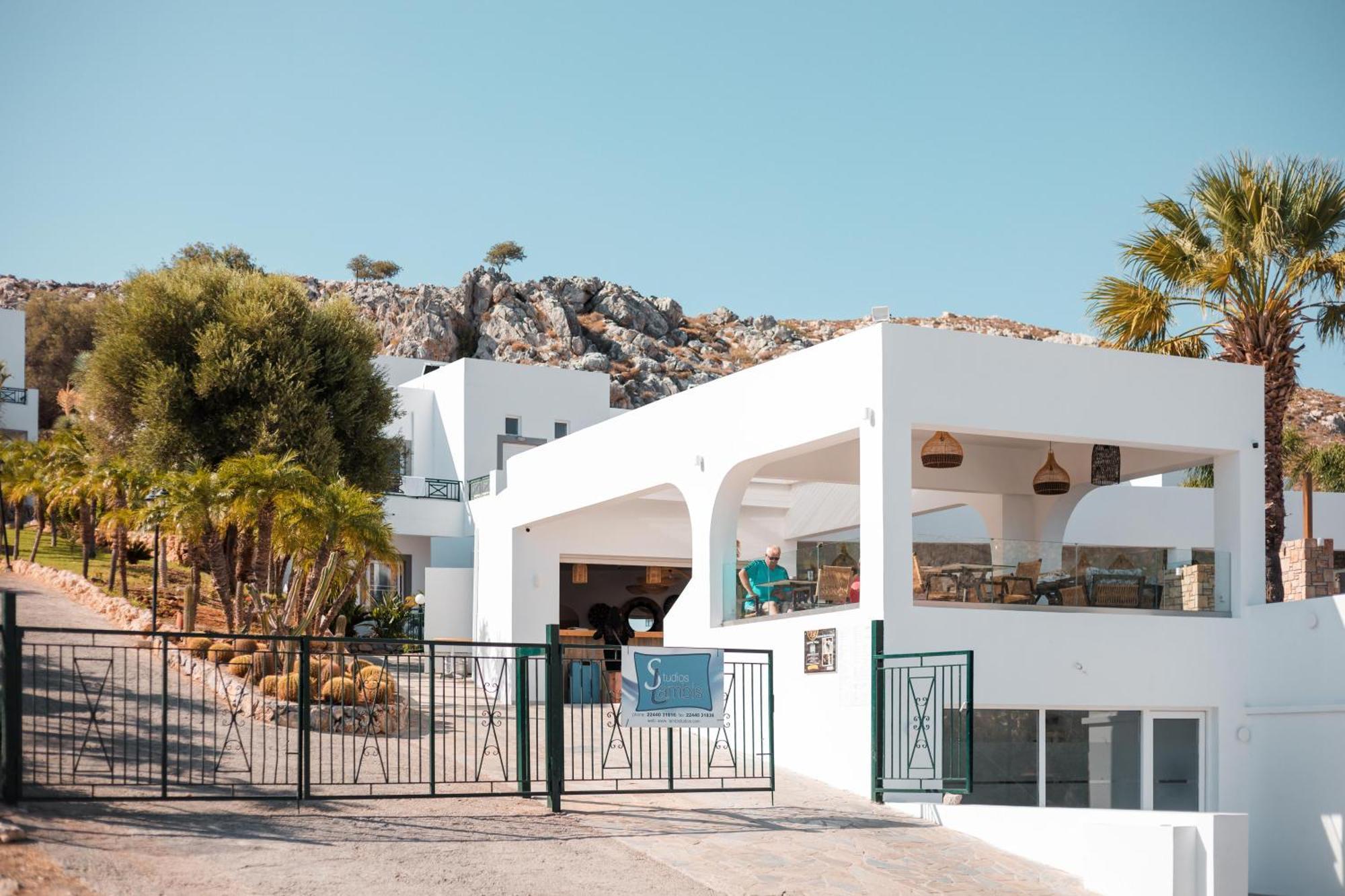 Lambis Studios & Apartments Λίνδος Εξωτερικό φωτογραφία