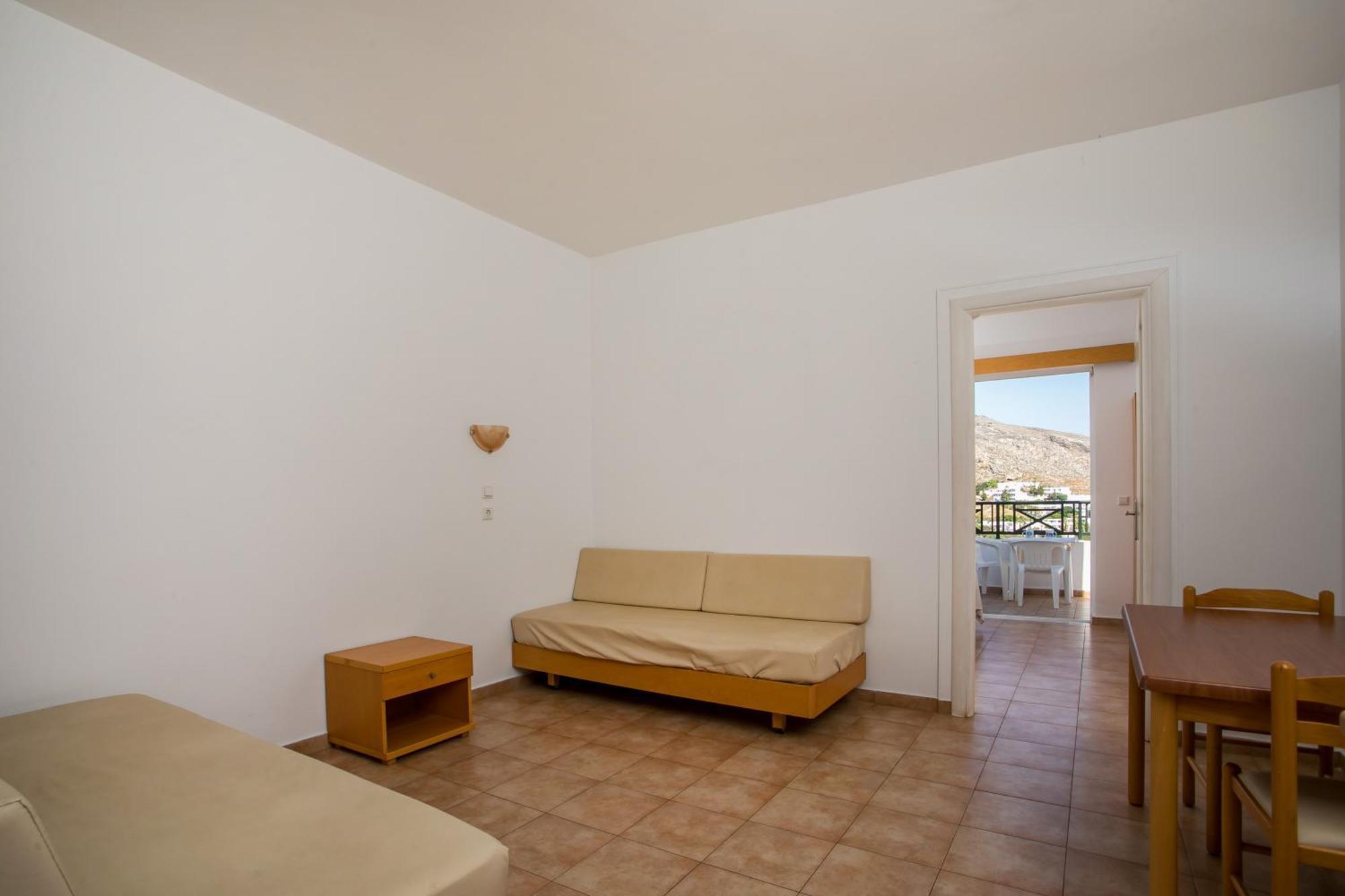 Lambis Studios & Apartments Λίνδος Εξωτερικό φωτογραφία