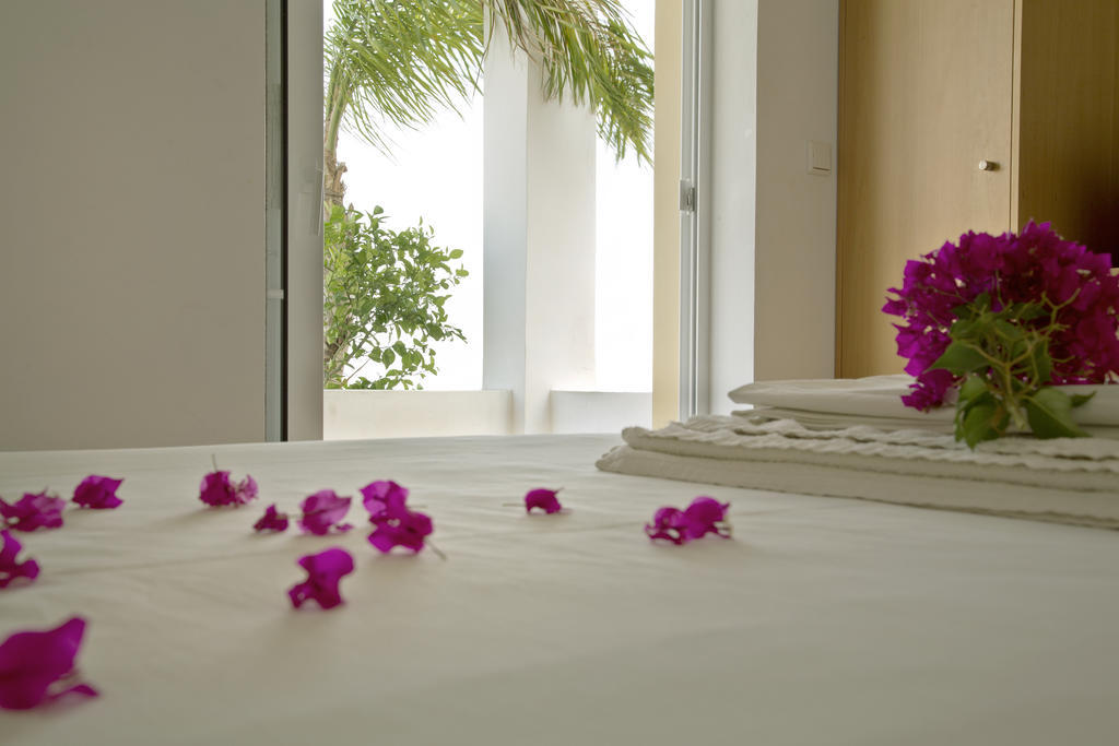 Lambis Studios & Apartments Λίνδος Εξωτερικό φωτογραφία